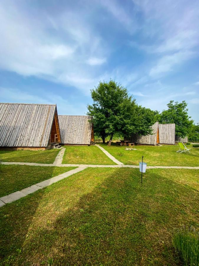 Rooms & Glamping Lana Haus Ličko Petrovo Selo エクステリア 写真